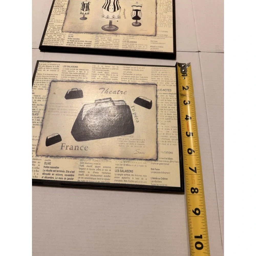 N/A paris signs